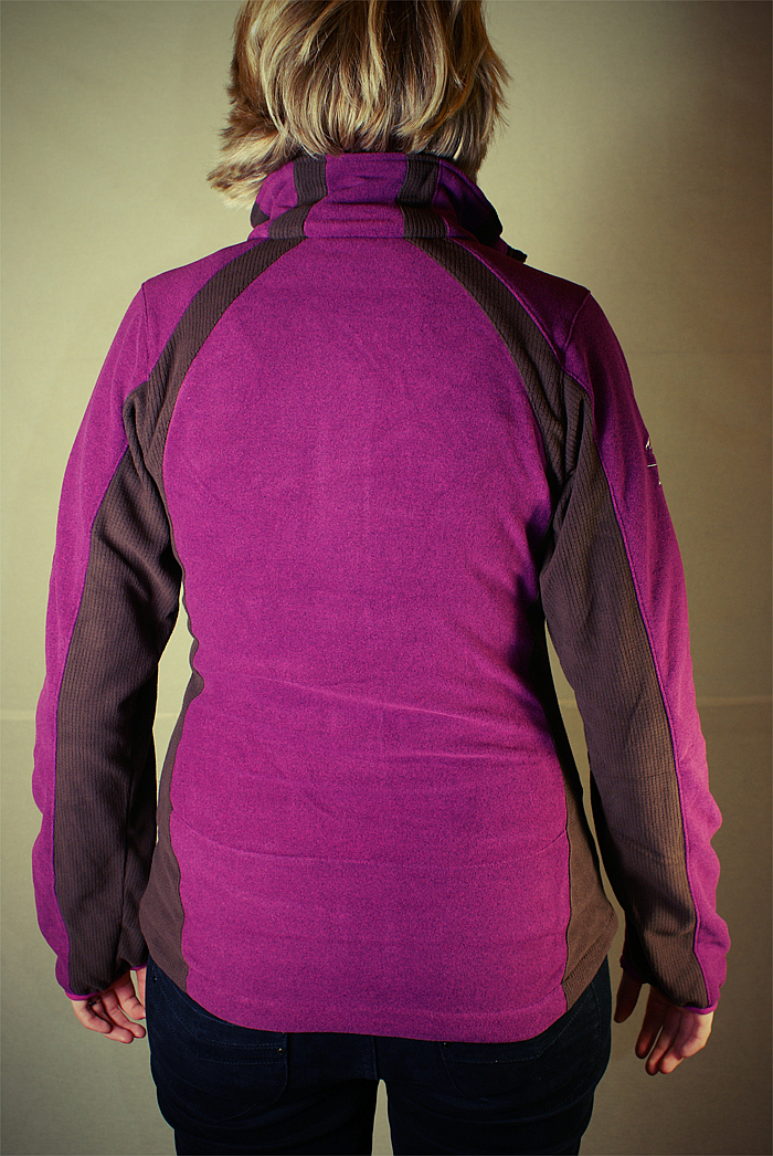BERGANS_Tysnes_BrightPinkDarkChocolate_02.jpg